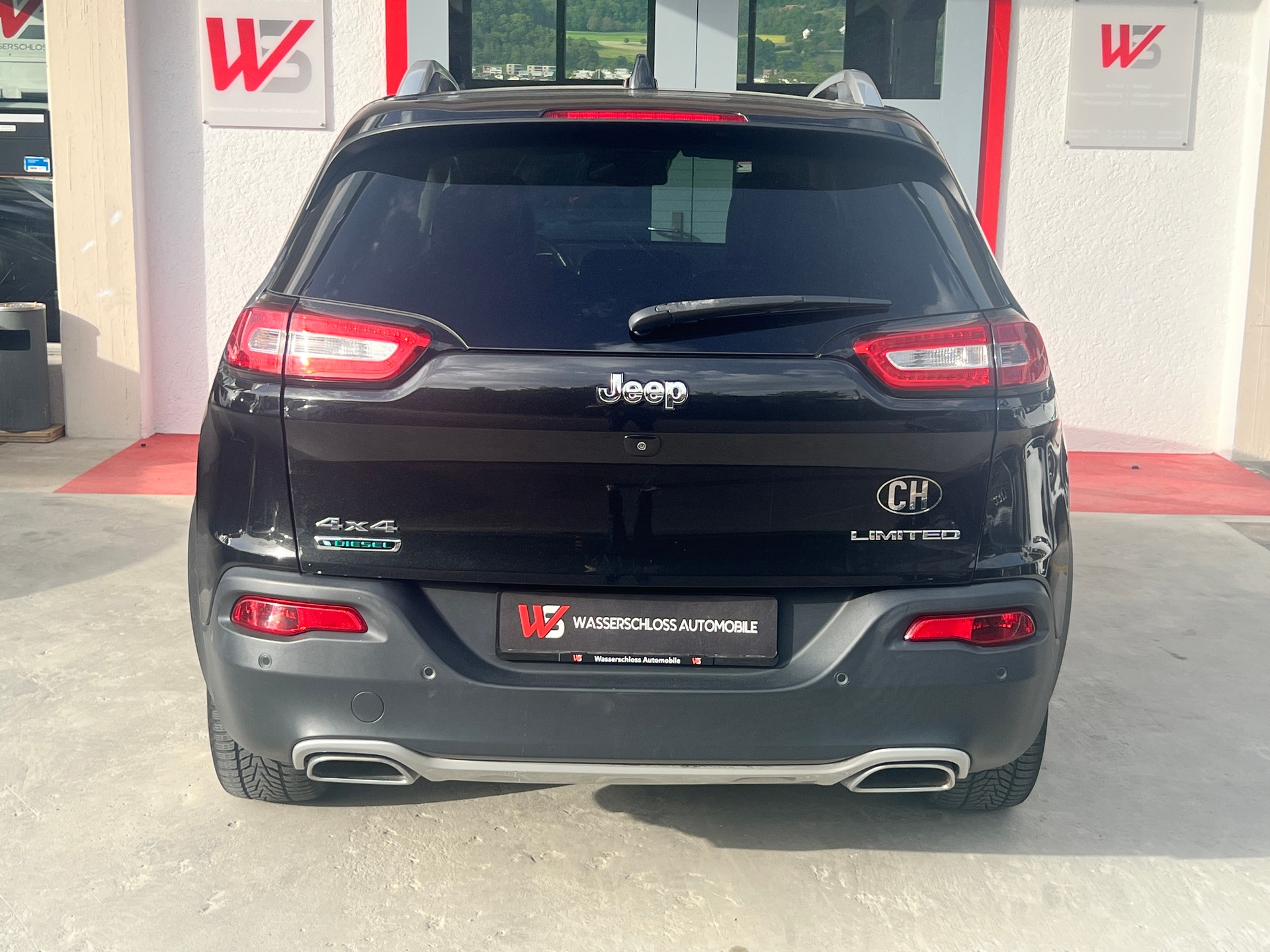 JEEP Cherokee 2.2TD Limited AWD 9ATX-showroom-element-3