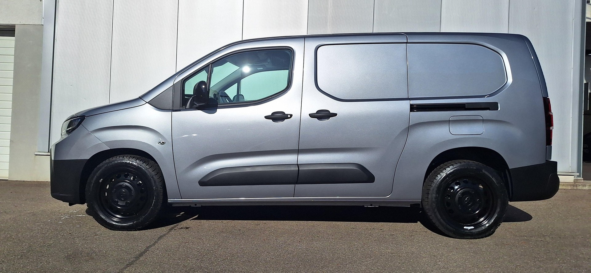 TOYOTA PROACE CITY Van L2 52KWh Active-showroom-element-1