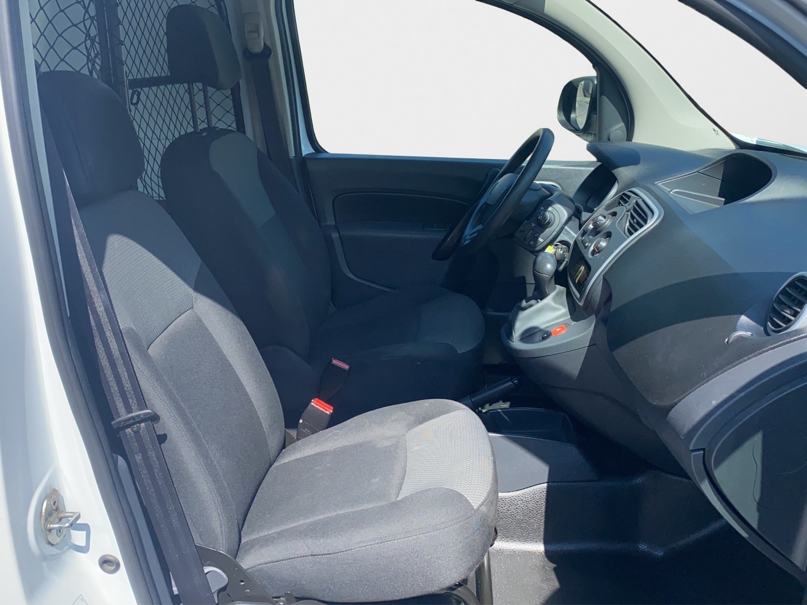 RENAULT Kangoo Z.E. 33 R60 Access-image-8