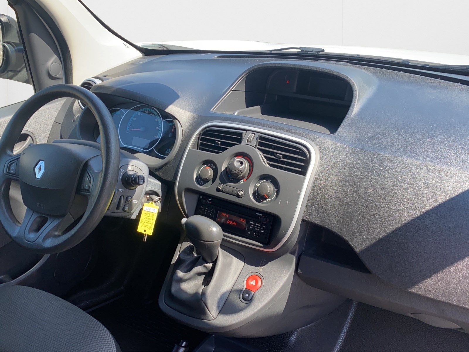 RENAULT Kangoo Z.E. 33 R60 Access-image-9