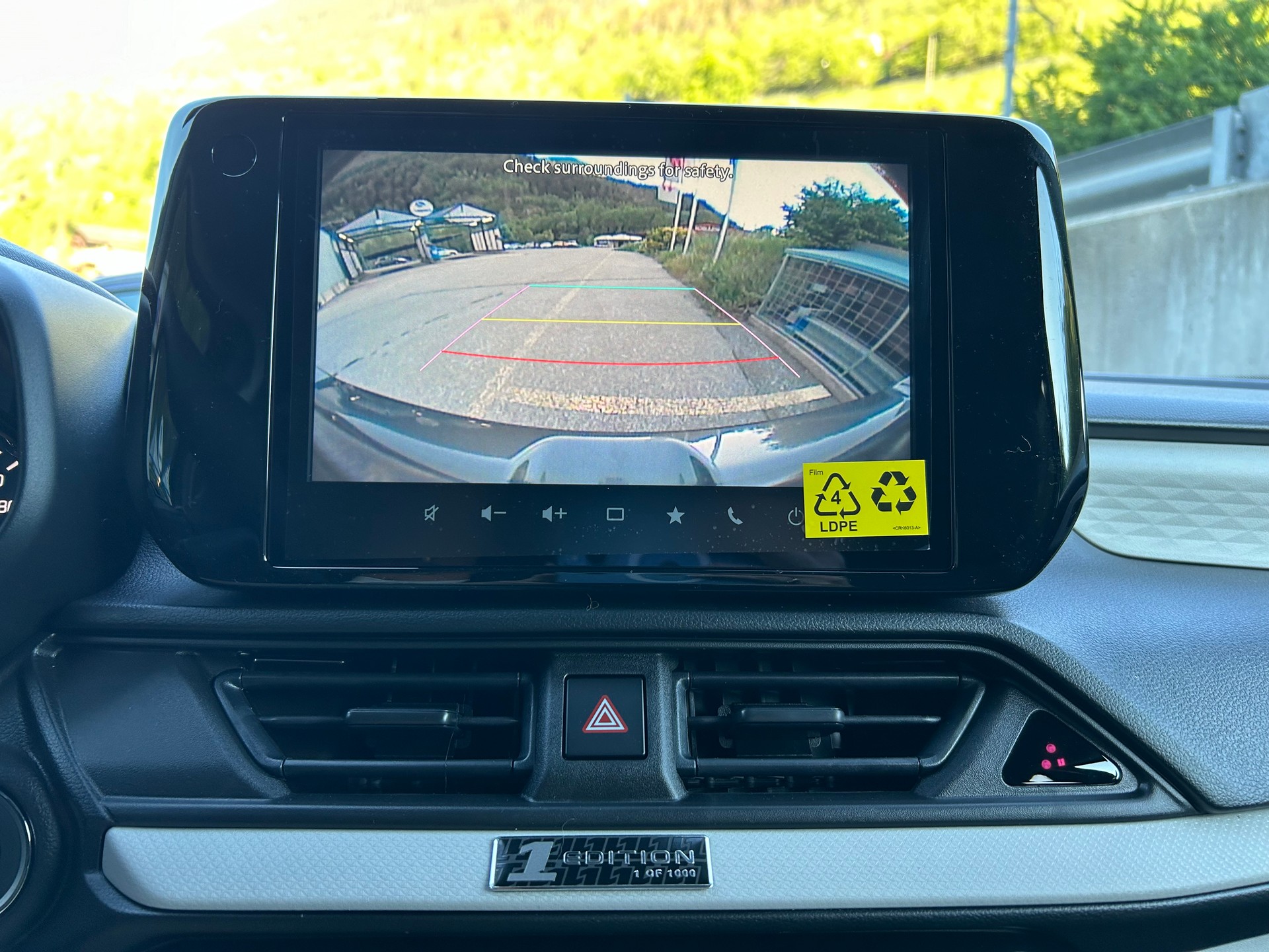 SUZUKI Swift 1.2 1st Edition Hybrid 4x4-image-8