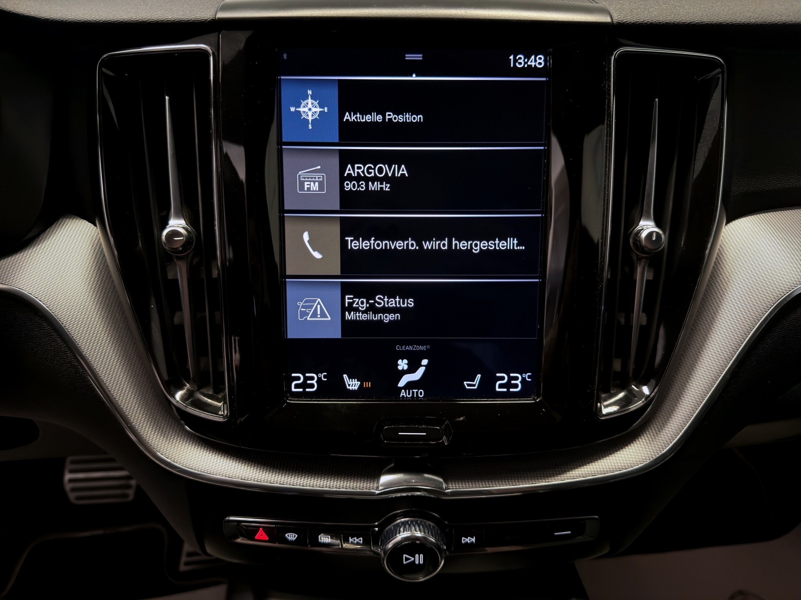 VOLVO XC60 T8 eAWD R-Design Expression Geartronic-image-8