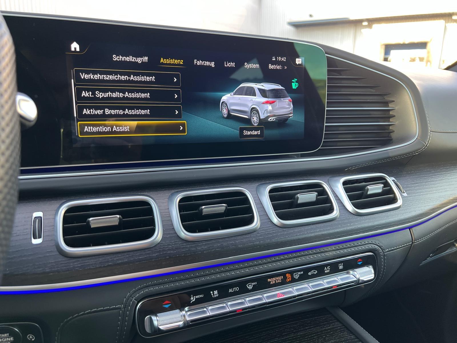 MERCEDES-BENZ GLE 63 S AMG Limited Black Performance 4Matic+ 9G-Speedshift-image-21