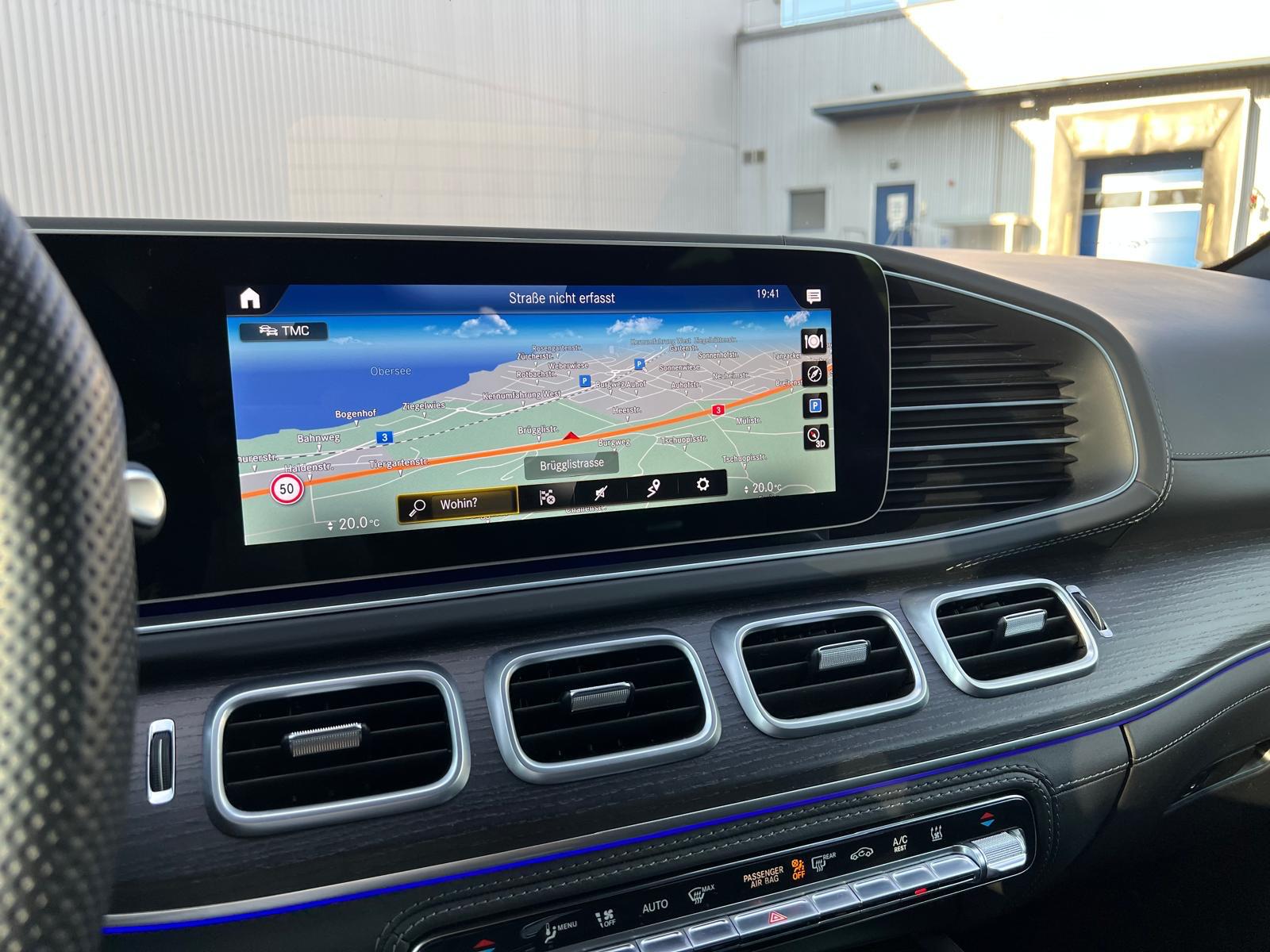 MERCEDES-BENZ GLE 63 S AMG Limited Black Performance 4Matic+ 9G-Speedshift-image-17