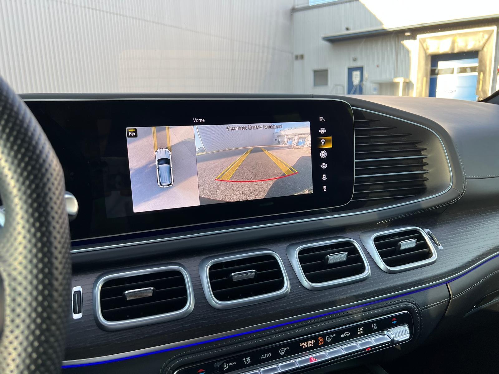 MERCEDES-BENZ GLE 63 S AMG Limited Black Performance 4Matic+ 9G-Speedshift-image-18
