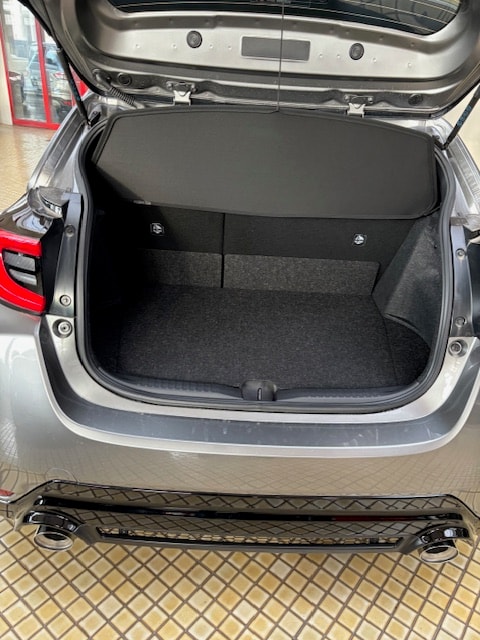 TOYOTA Yaris 1.6 GR Sport-image-6