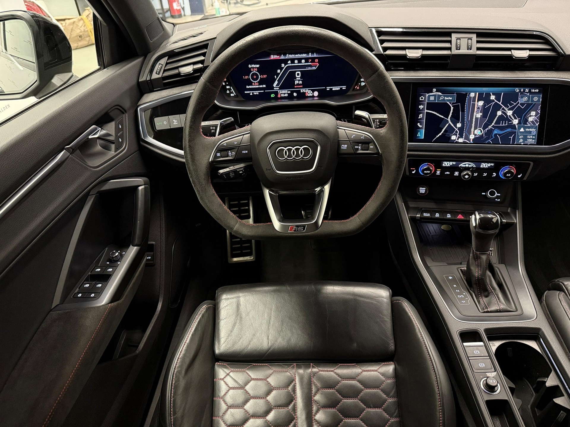 AUDI RS Q3 Sportback 2.5 TFSI quattro S-Tronic-image-8