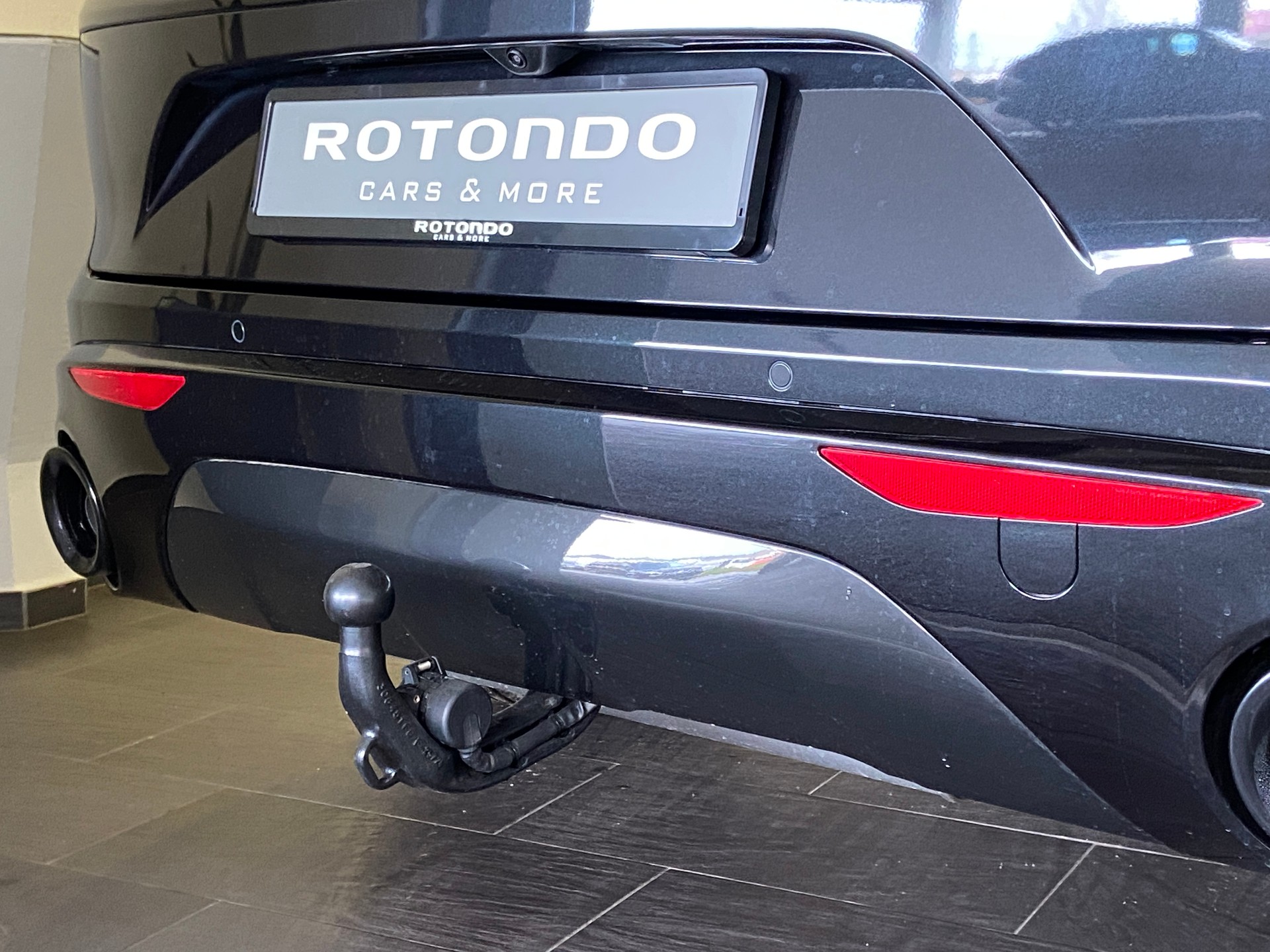 ALFA ROMEO Stelvio 2.0 Veloce Pack Premium Sky Tow Hook Q4 AT8-showroom-element-2