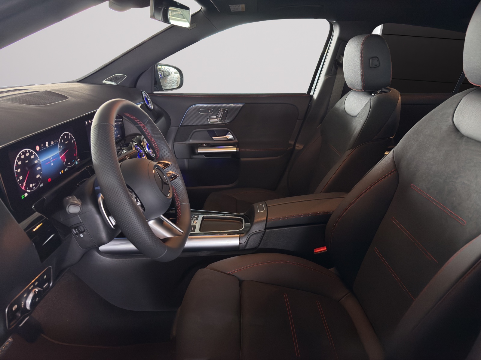 Image MERCEDES-BENZ GLA-200 GLA 200 7G-DCT