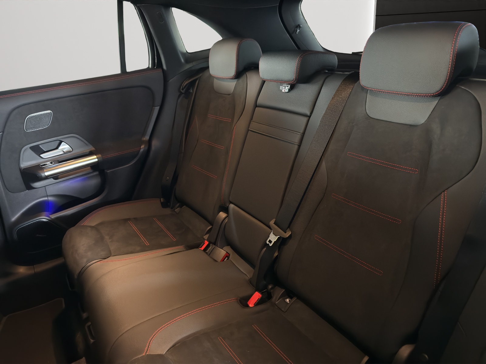 Image MERCEDES-BENZ GLA-200 GLA 200 7G-DCT