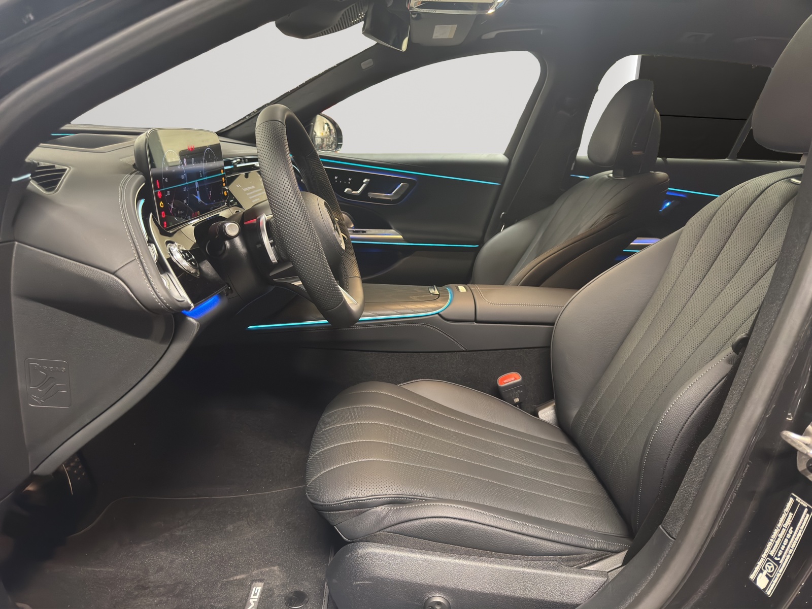 Image MERCEDES-BENZ E-220 E 220 d T 4Matic 9G-Tronic