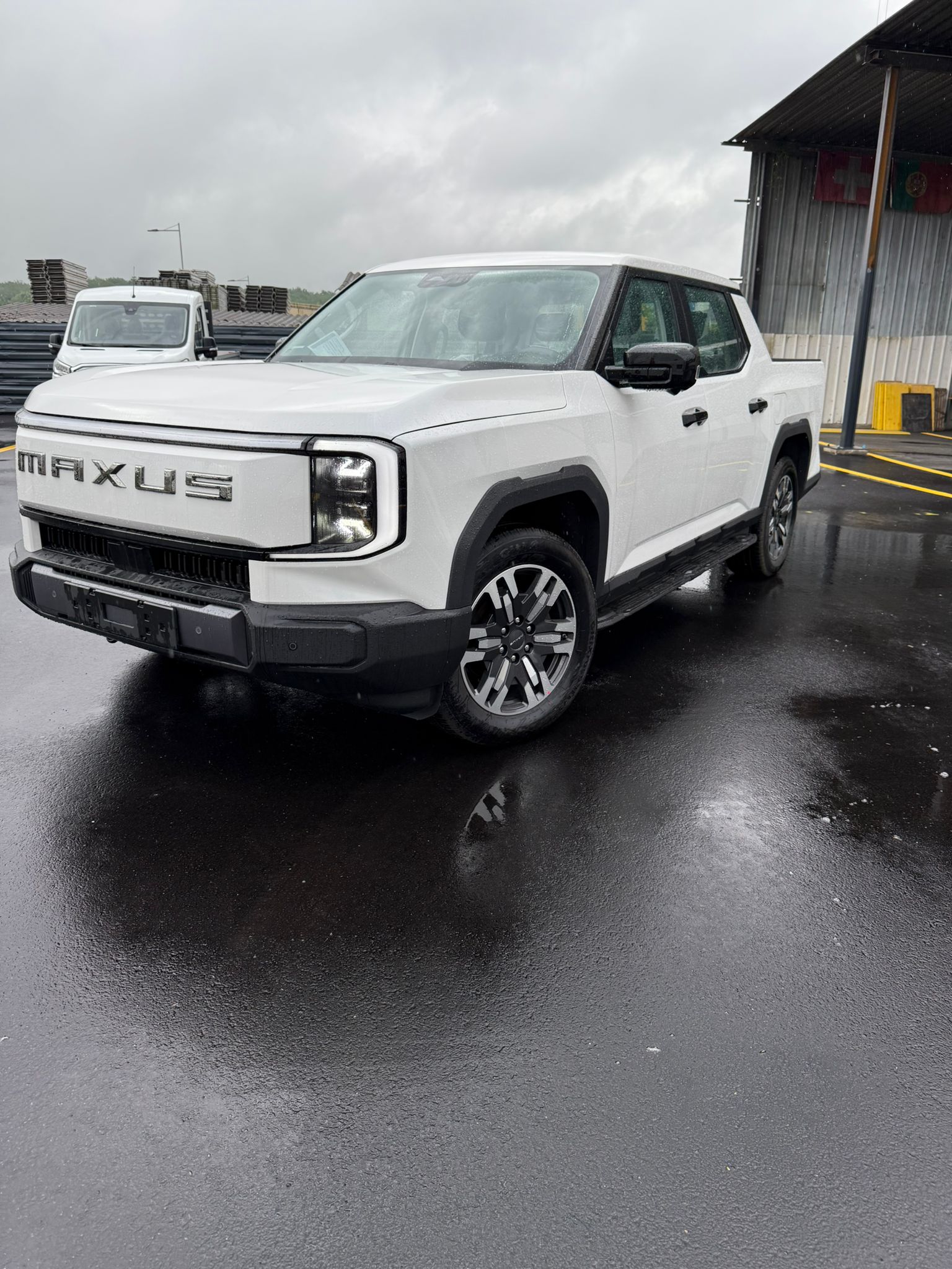 MAXUS eTerron 9 102kWh Premium
