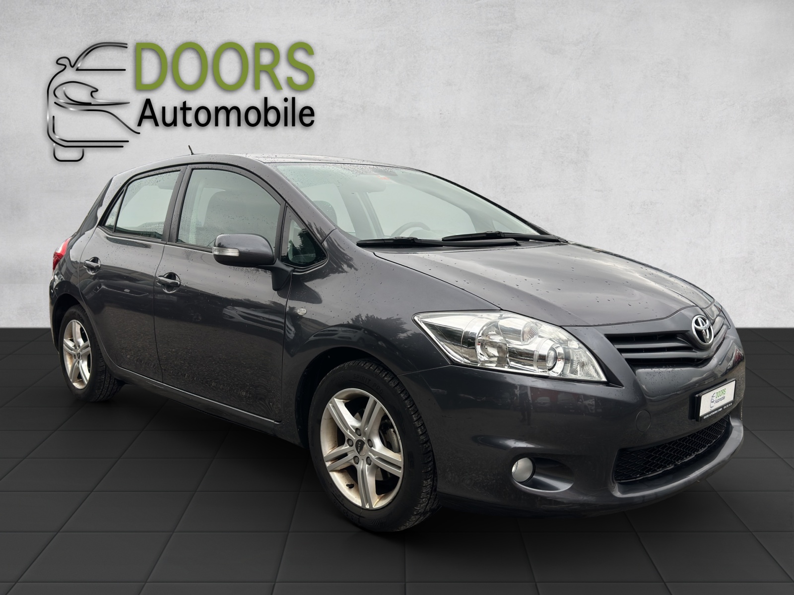 TOYOTA AURIS 1.6 Luna Sol