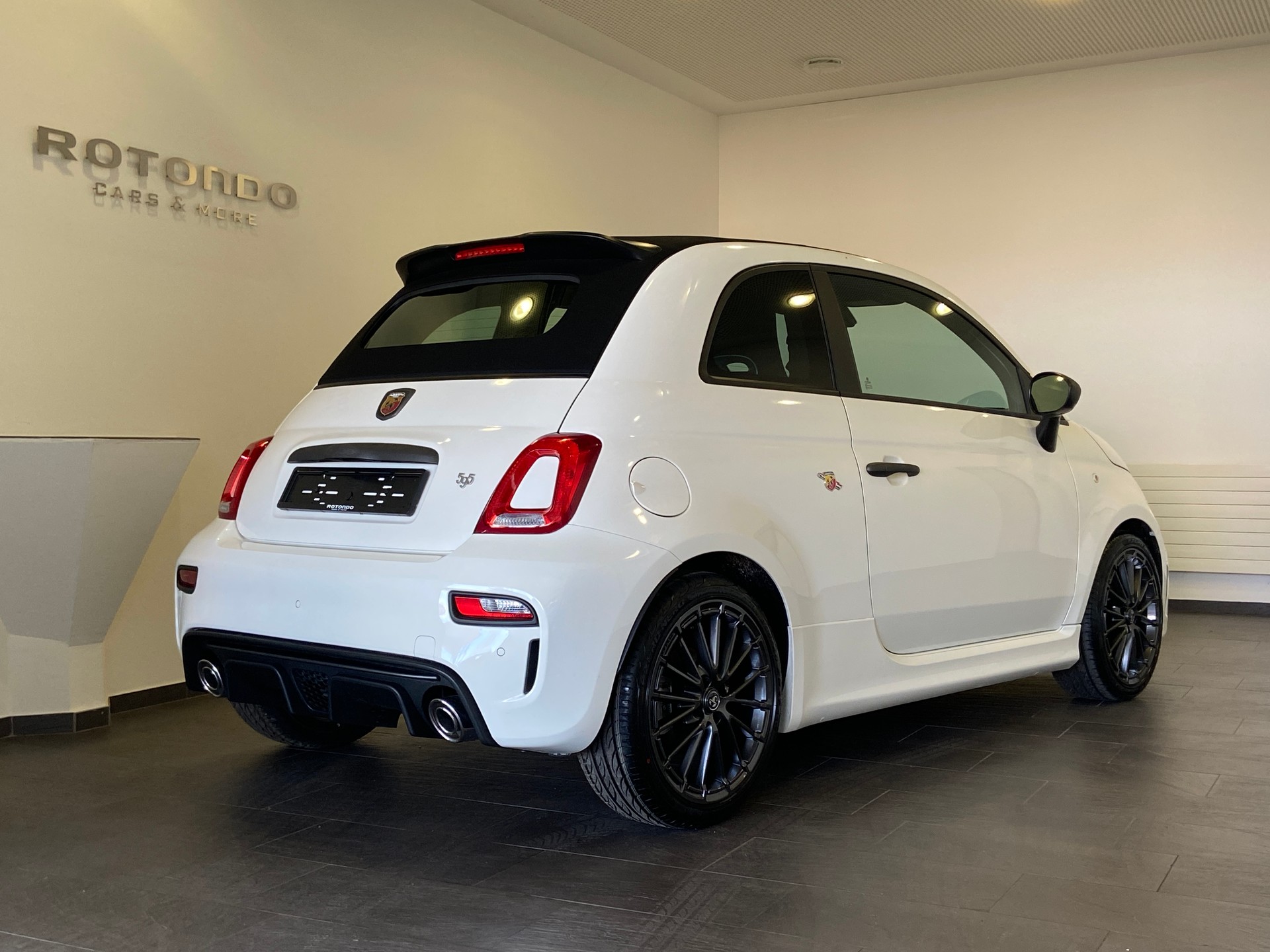 FIAT 595C 1.4 16V Turbo Abarth 595-showroom-element-3