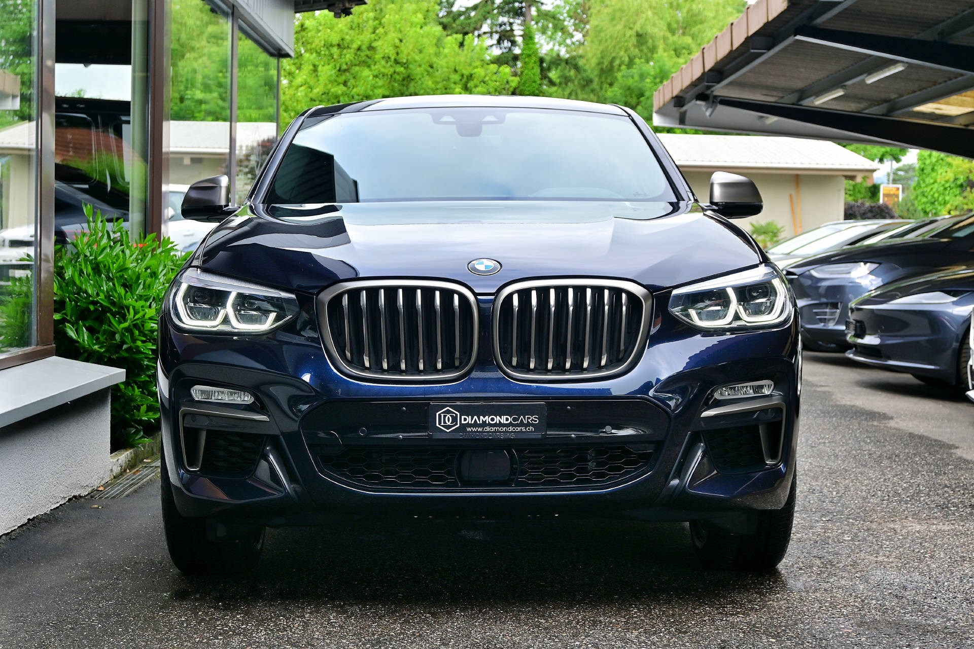 BMW X4 M40d-showroom-element-1