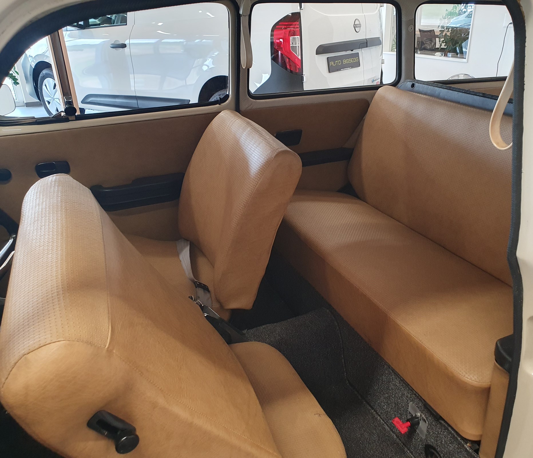 VW Typ 3 Variant L Automat-image-11