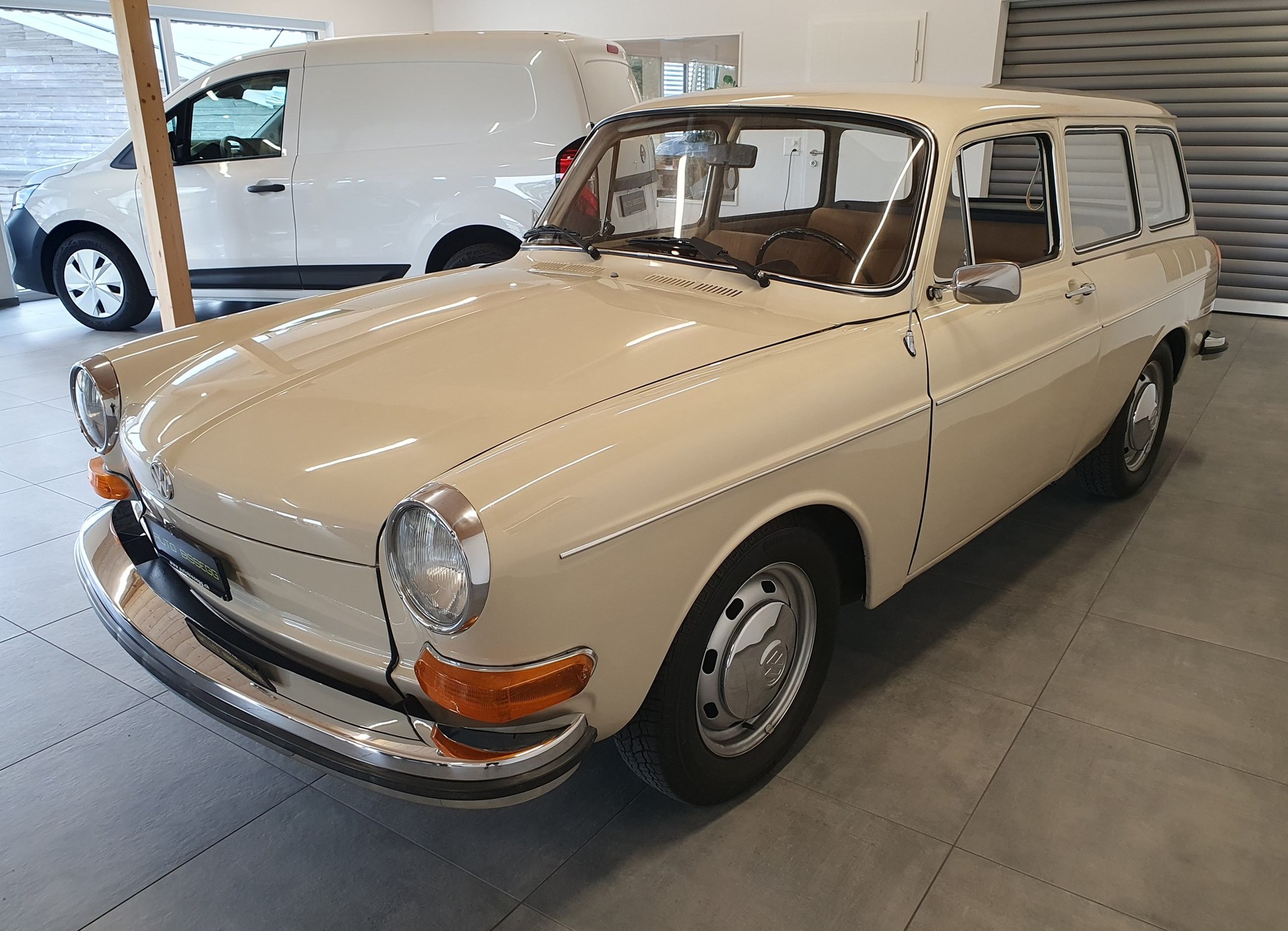 VW Typ 3 Variant L Automat-image-2