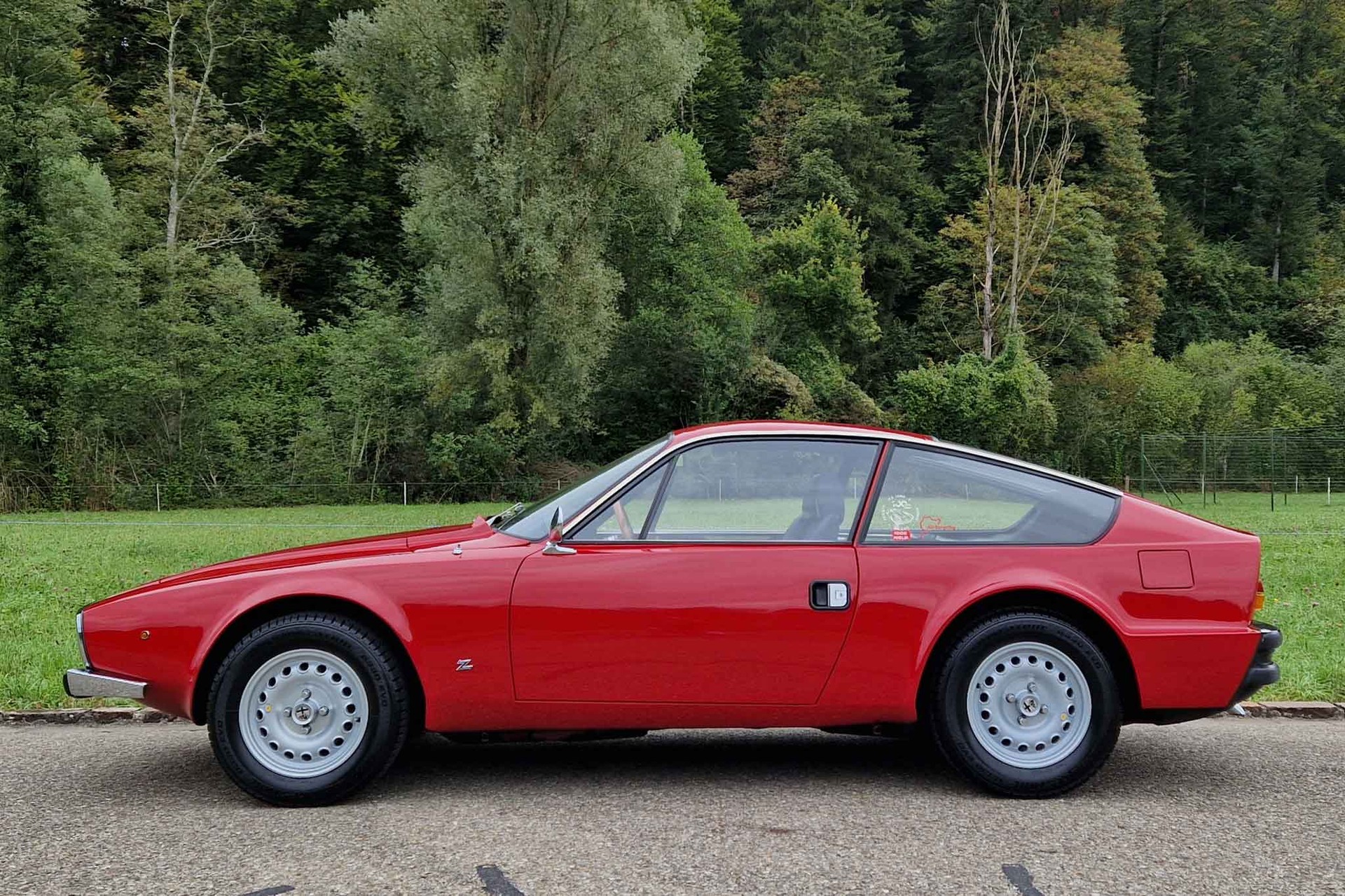 ALFA ROMEO Junior Zagato GT 1600