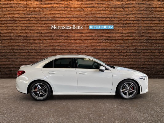 MERCEDES-BENZ A 180 AMG Line-showroom-element-2