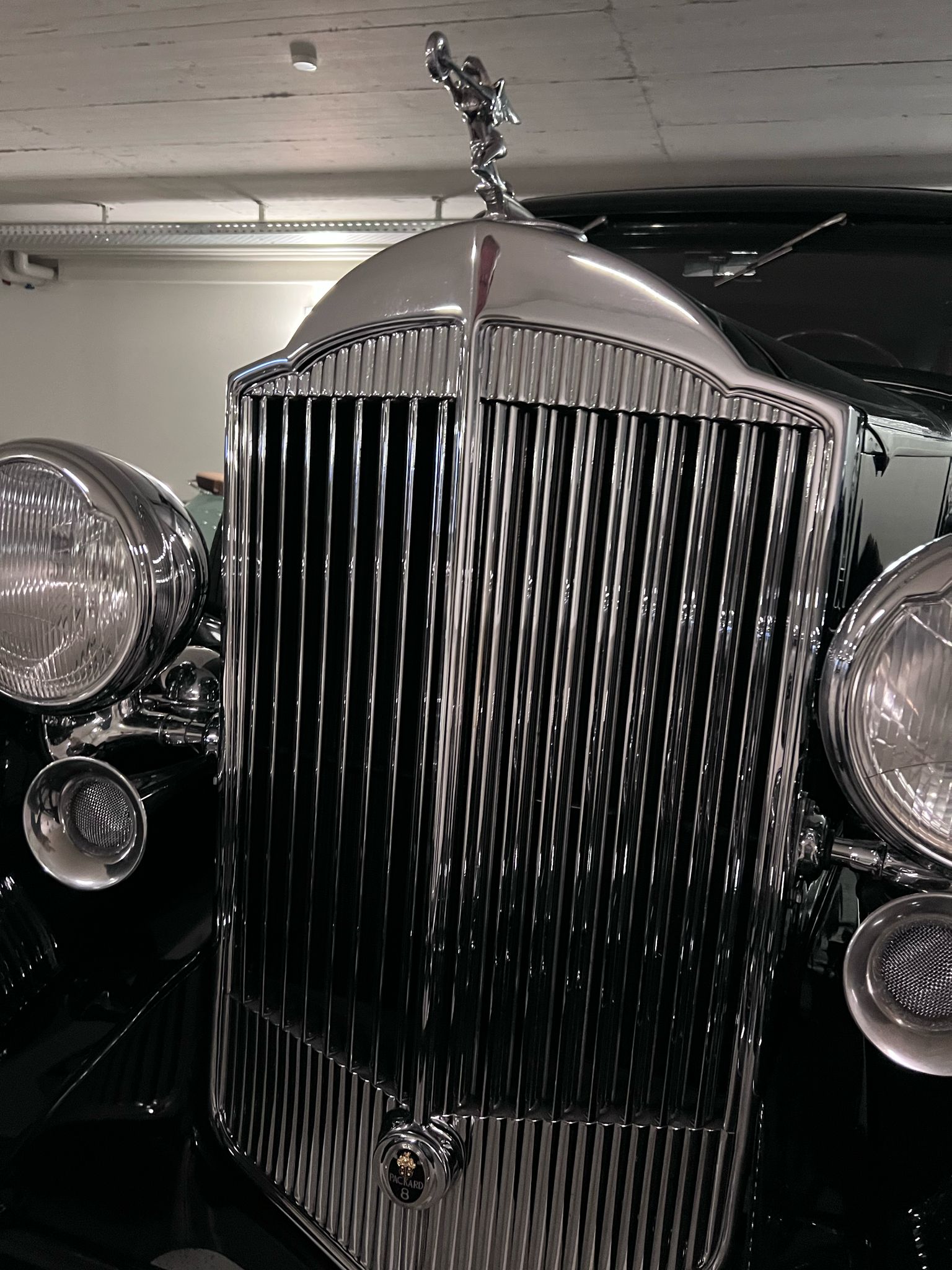 PACKARD Packard Eight-image-0
