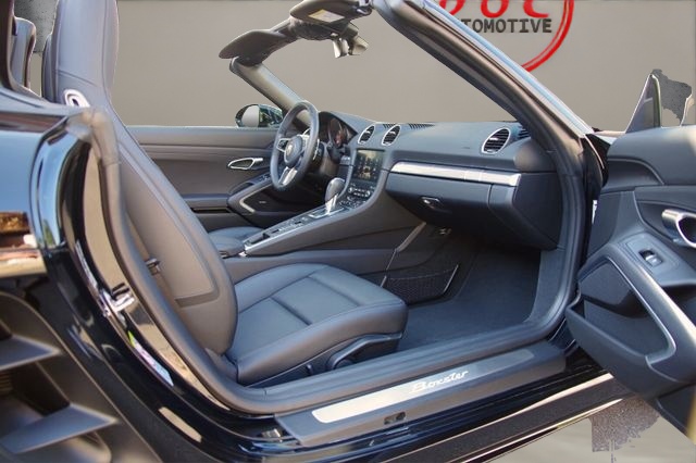 PORSCHE 718 Boxster 2.0 T Style Edition PDK-image-4