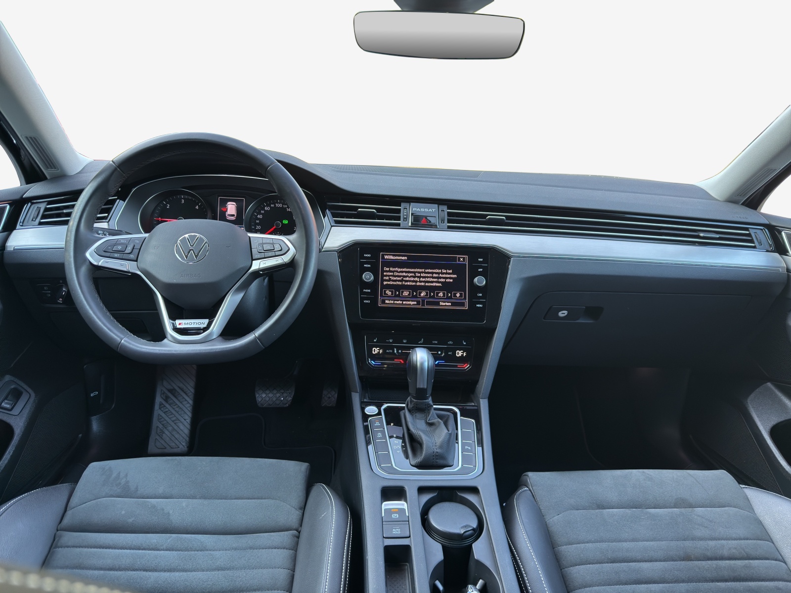 VW Passat 2.0 TDI BMT Elegance 4Motion DSG-image-8