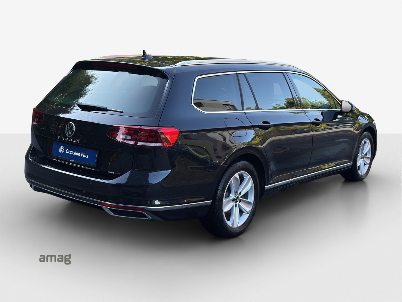 VW Passat 2.0 TDI BMT Elegance 4Motion DSG-image-4