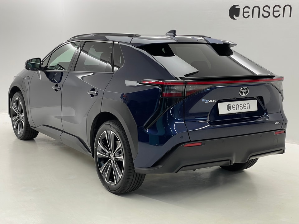 bZ4X Electric Premium AWD 11 kW OBC