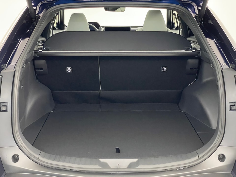 bZ4X Electric Premium AWD 11 kW OBC