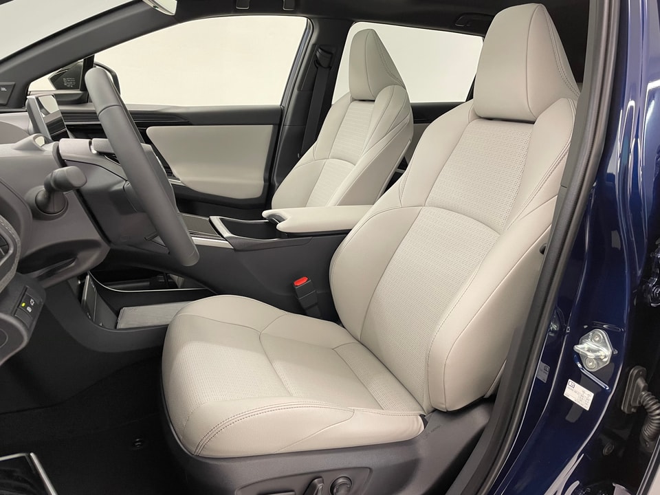 bZ4X Electric Premium AWD 11 kW OBC