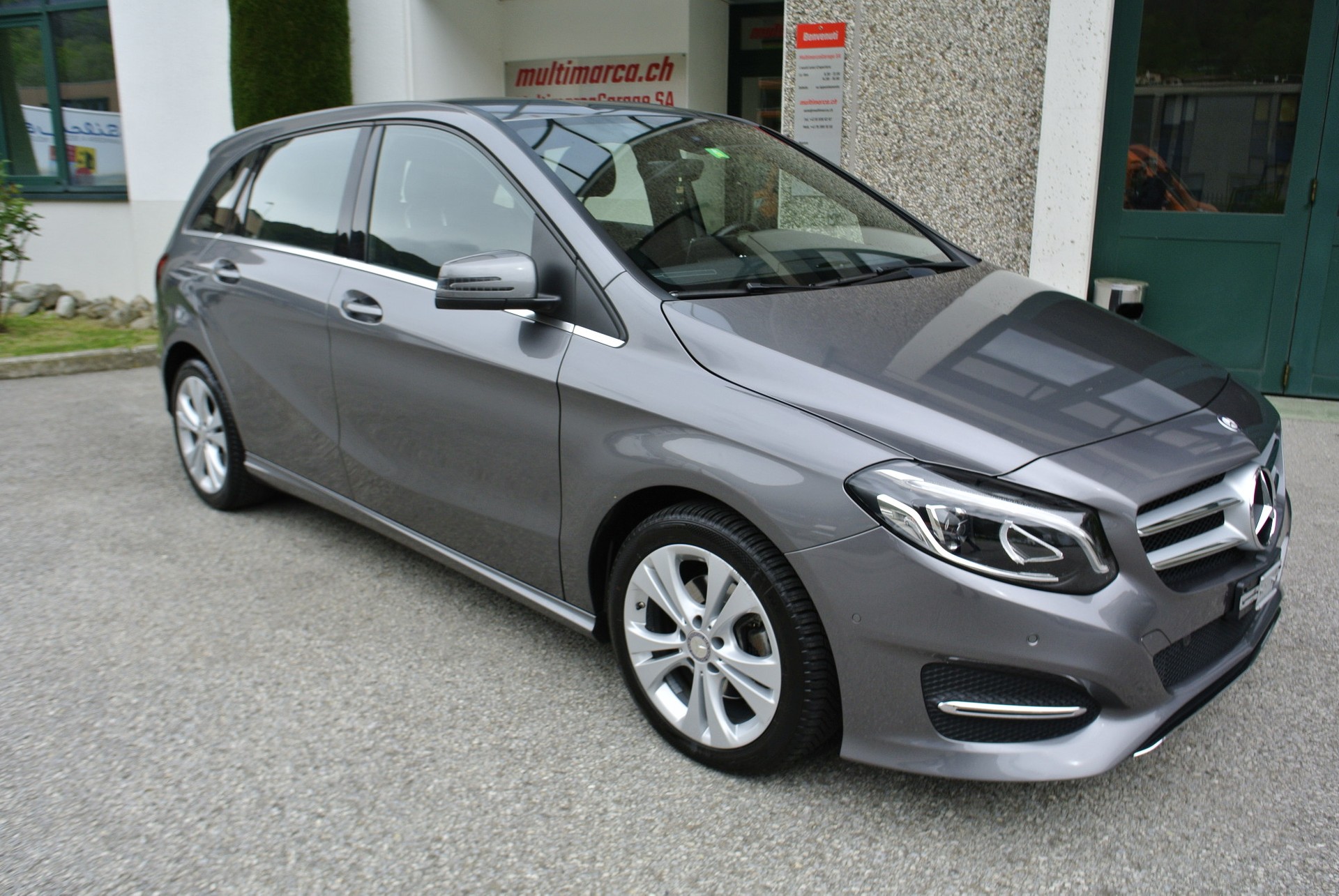 MERCEDES-BENZ B 220 CDI Urban 7G-DCT-image-5