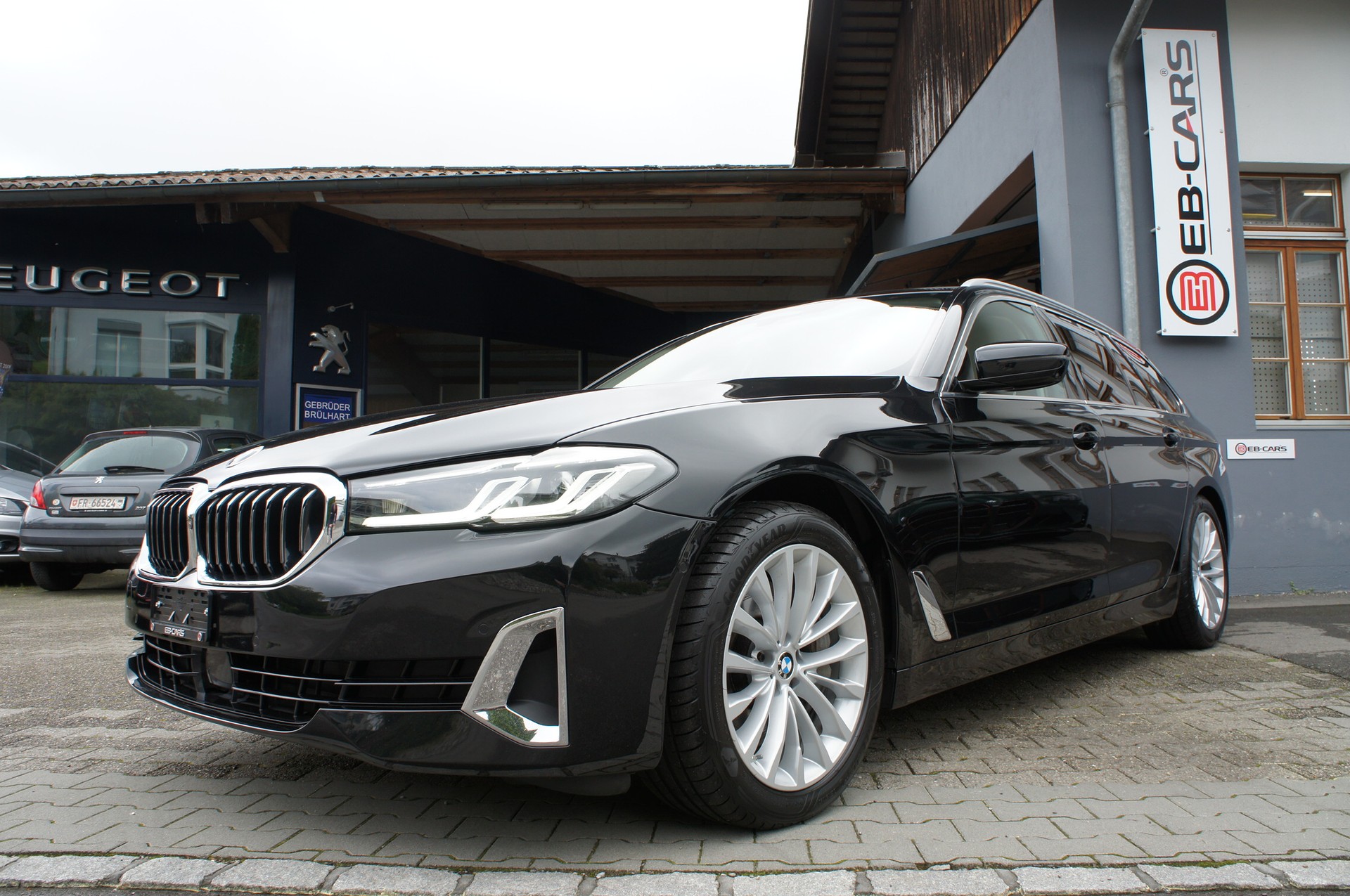 BMW 530d xDrive 48V Touring Luxury Line Steptronic