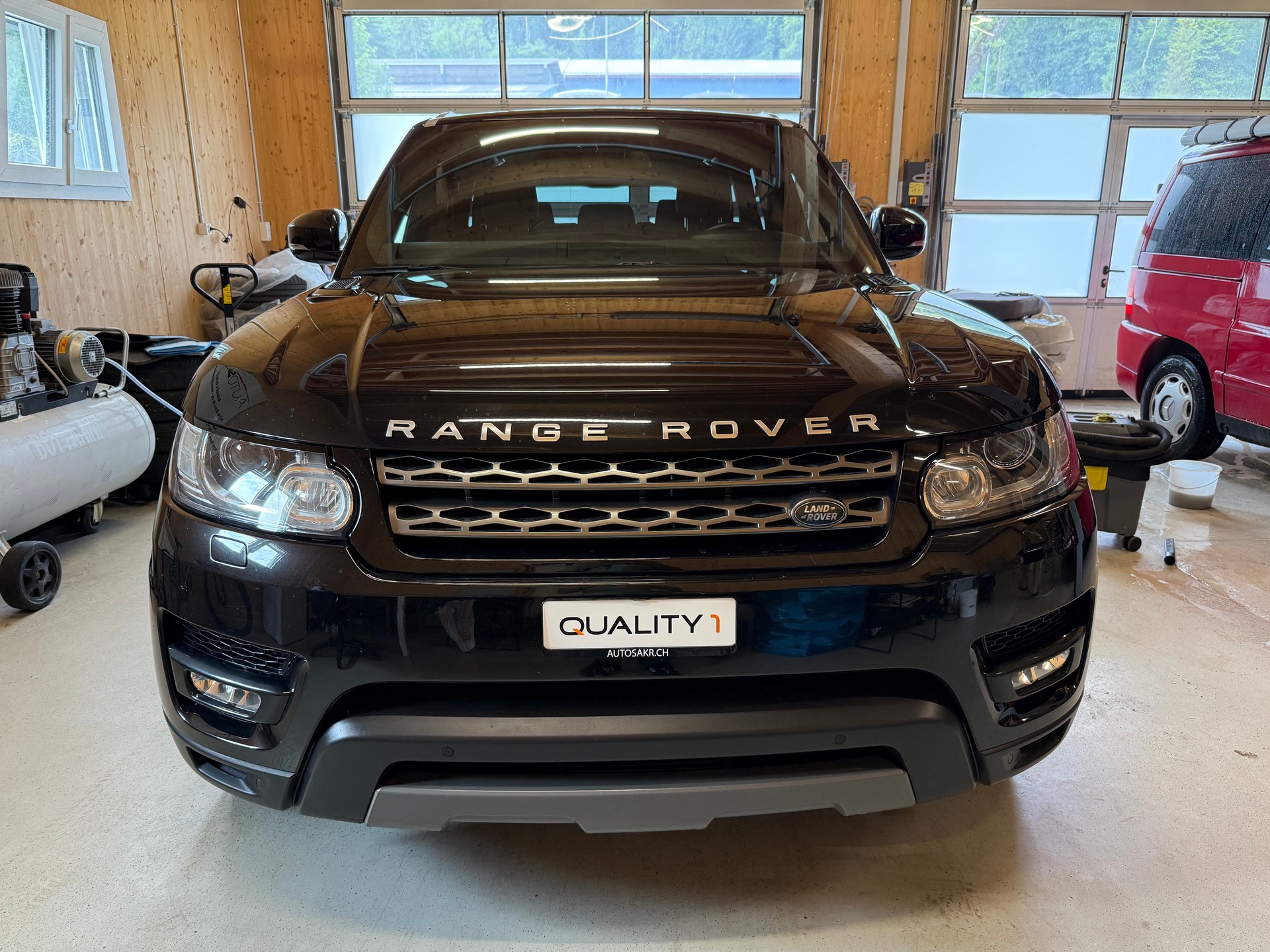 LAND ROVER Range Rover Sport 3.0 TDV6 SE Automatic-showroom-element-1