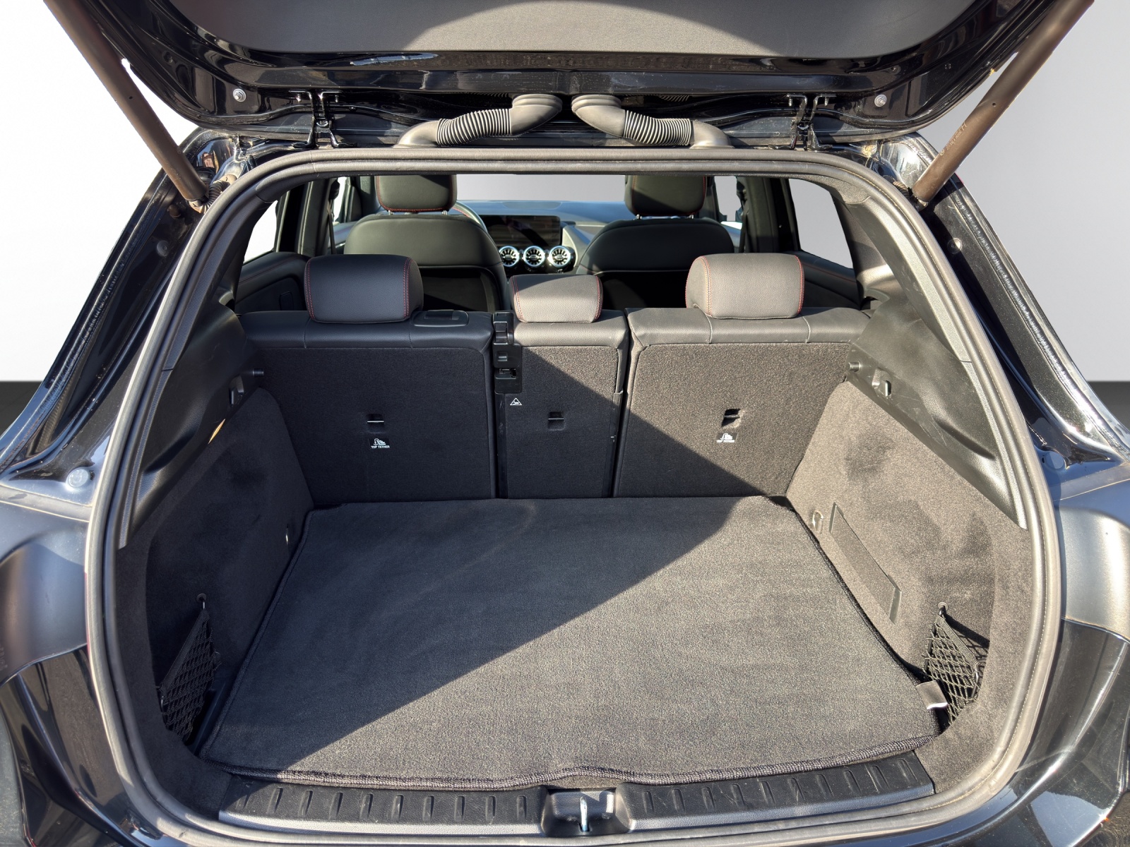 Image MERCEDES-BENZ GLA-250 GLA 250 AMG Line 4Matic