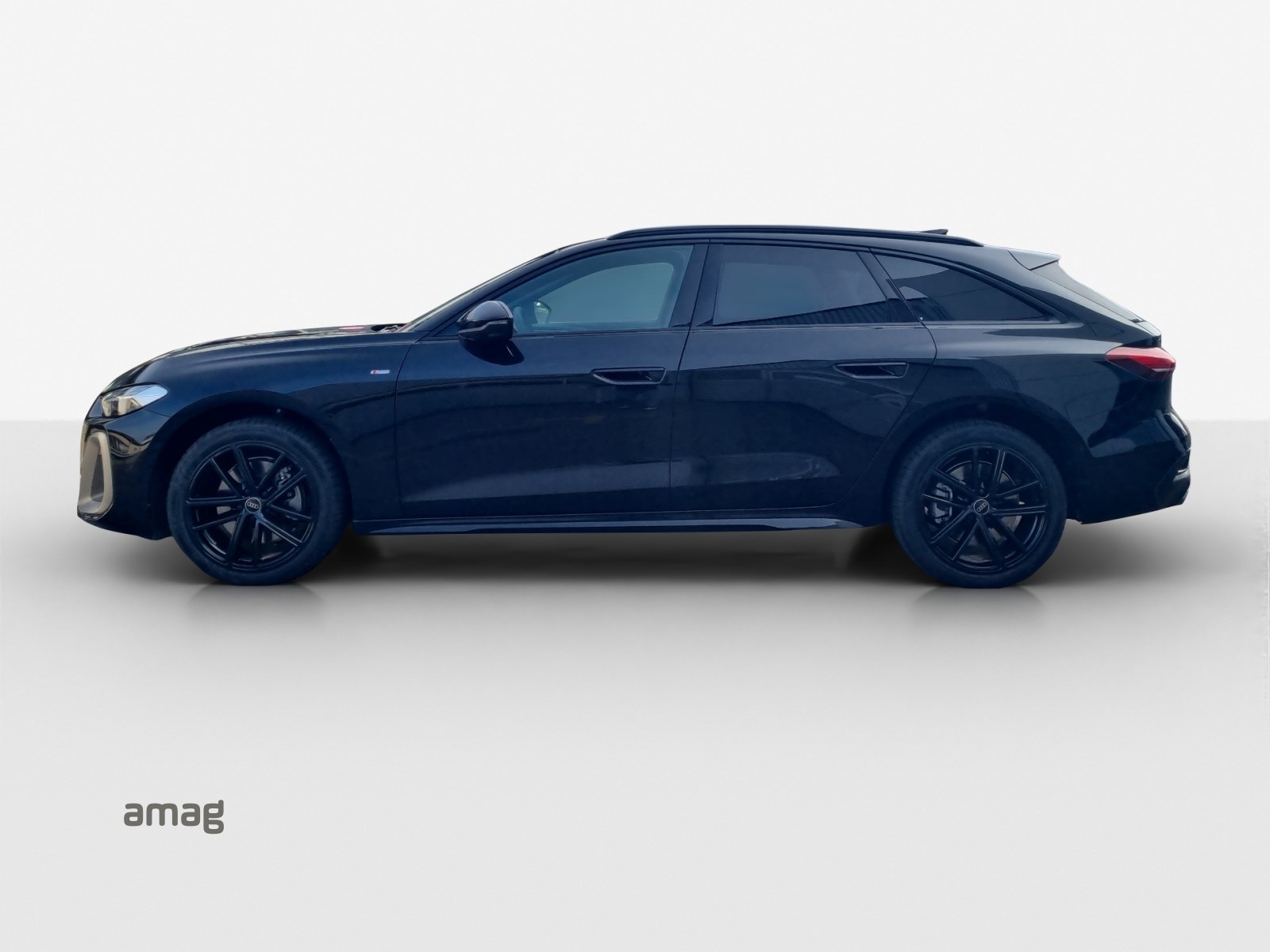 AUDI A5 Avant 150 TDI Attraction quattro S-tronic-showroom-element-1
