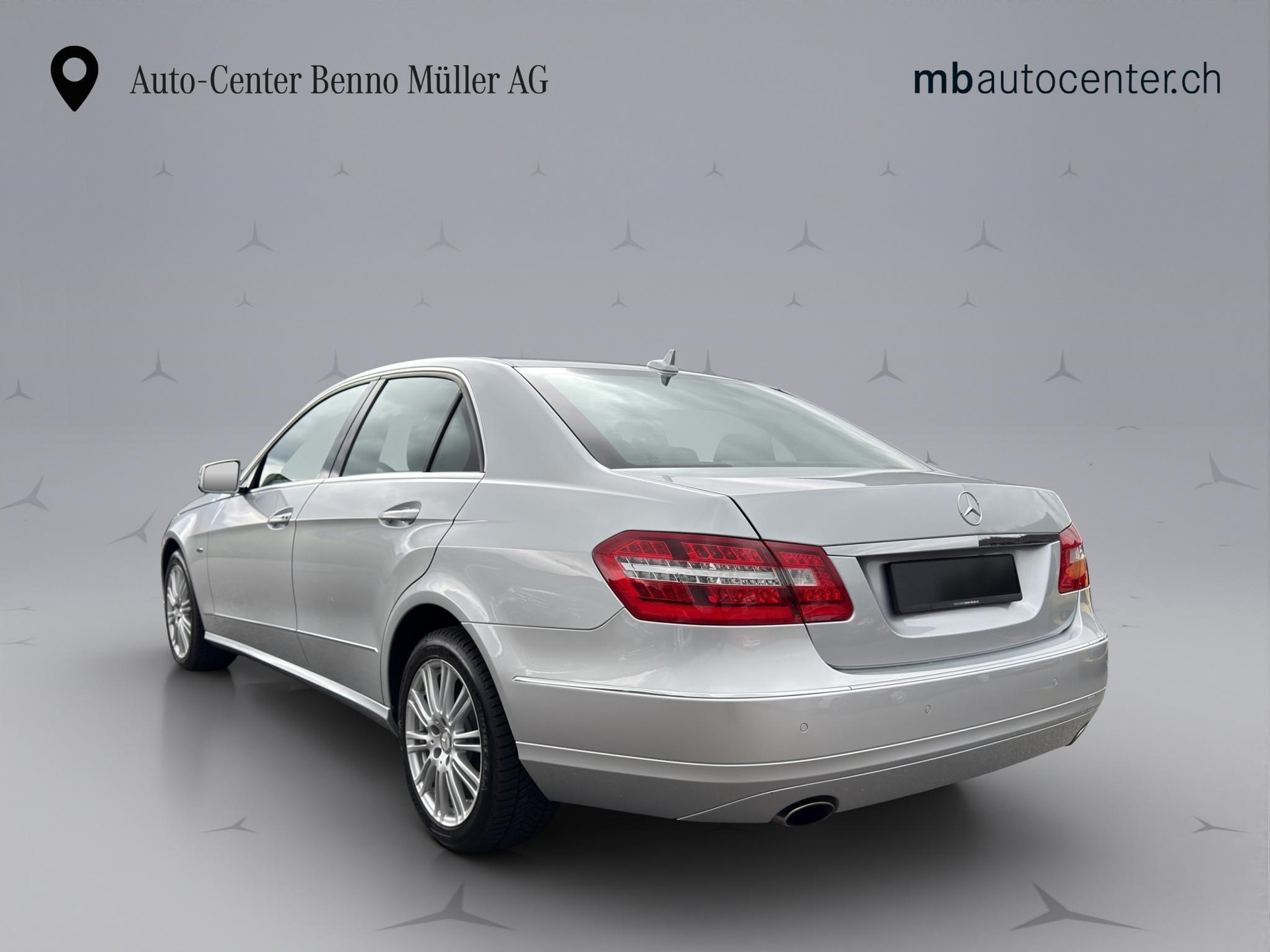 MERCEDES-BENZ E 350 V6 BlueEF Eleg. 4matic-showroom-element-2