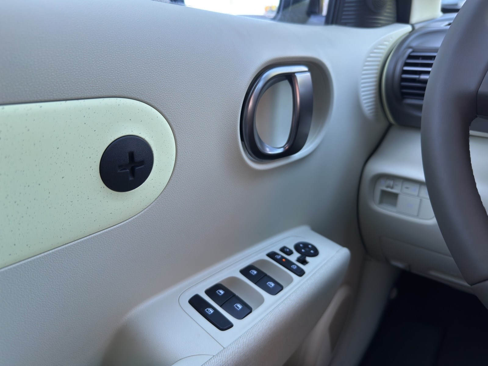 HYUNDAI Inster Electric Amplia 49kWh Heatpump-image-13
