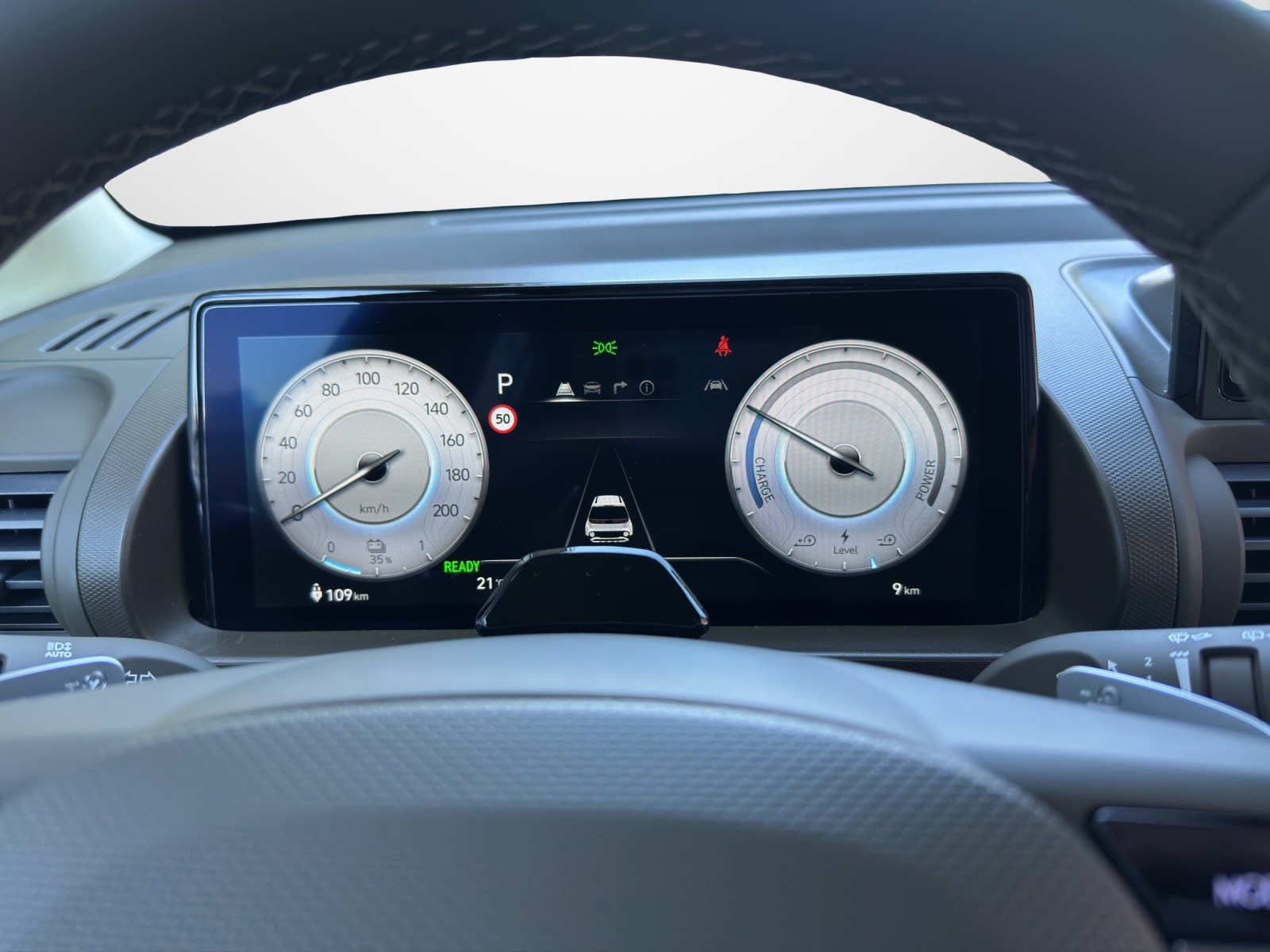 HYUNDAI Inster Electric Amplia 49kWh Heatpump-image-8
