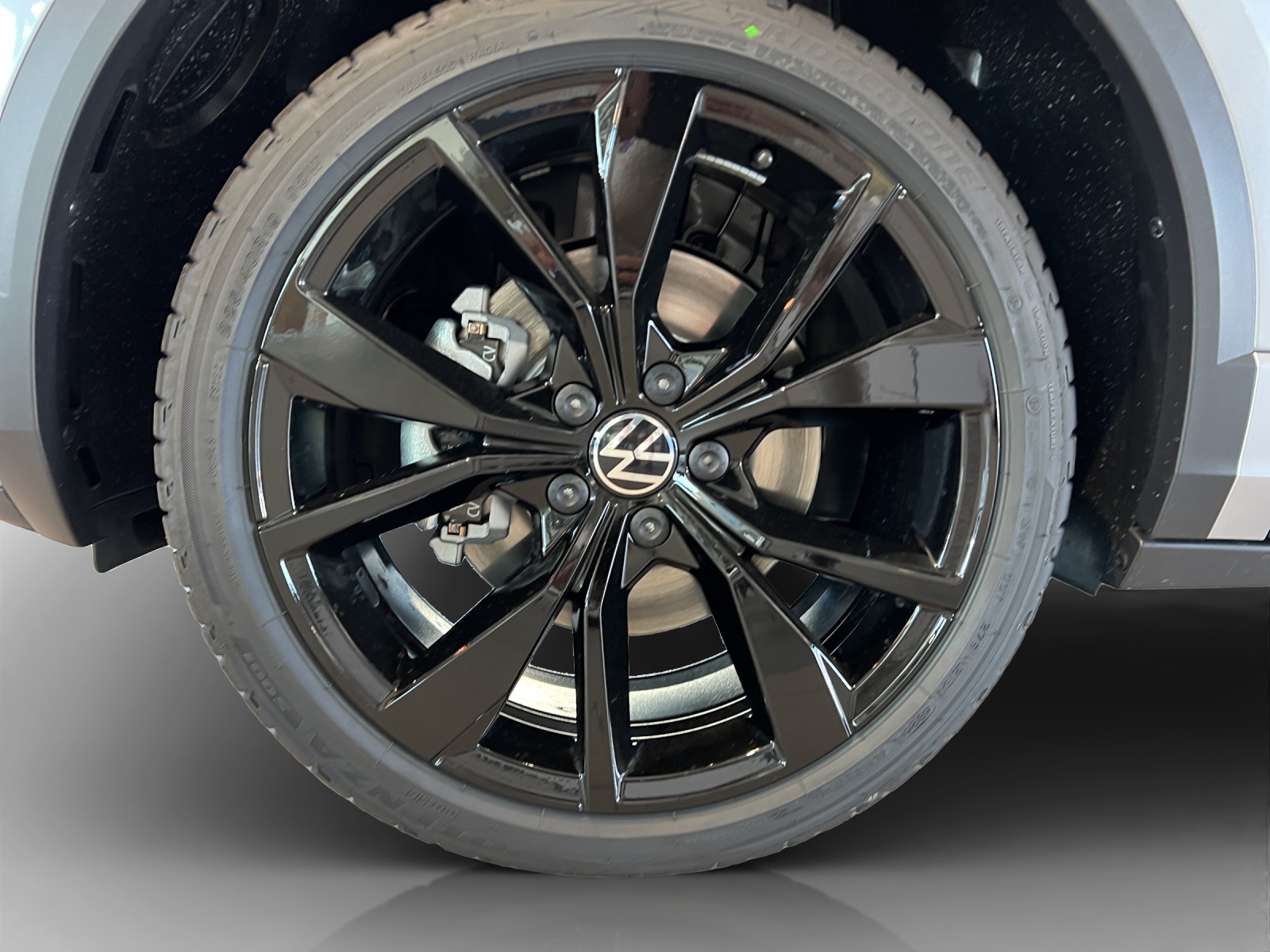 VW T-Roc 2.0 TSI R-Line DSG 4Motion-image-15