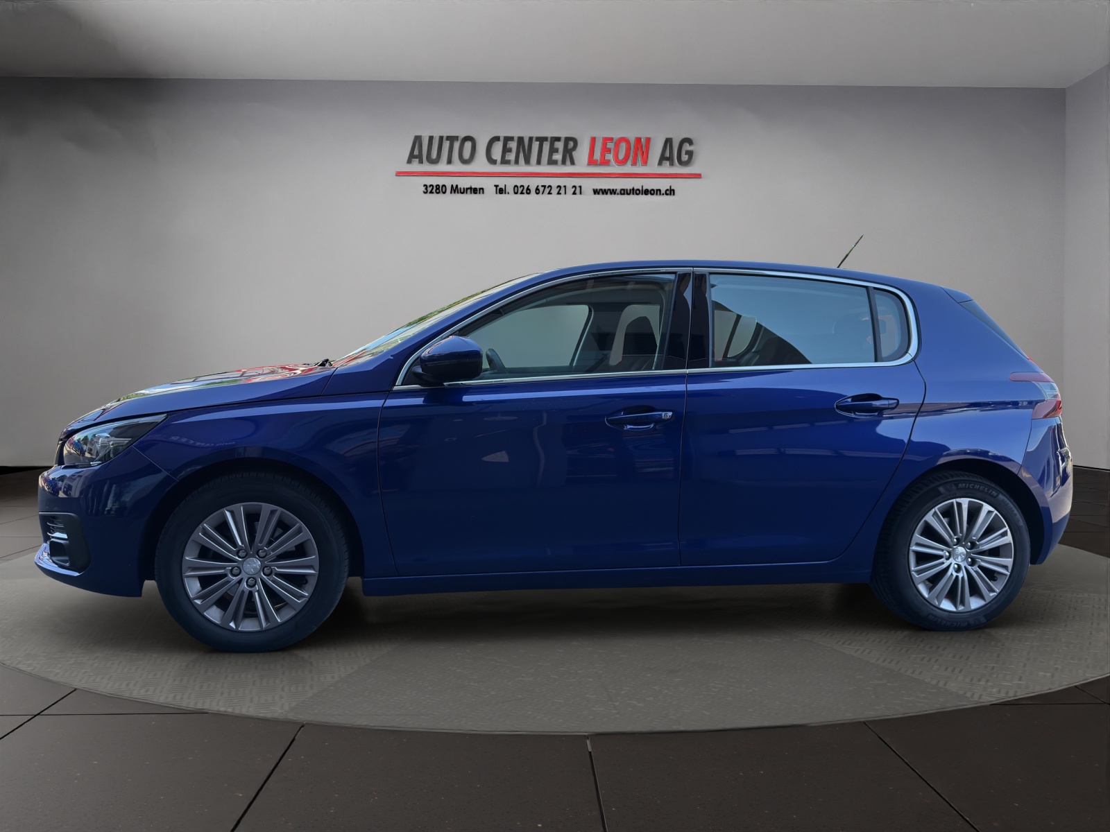 PEUGEOT 308 1.2 Pure Tech Allure EAT8-showroom-element-2