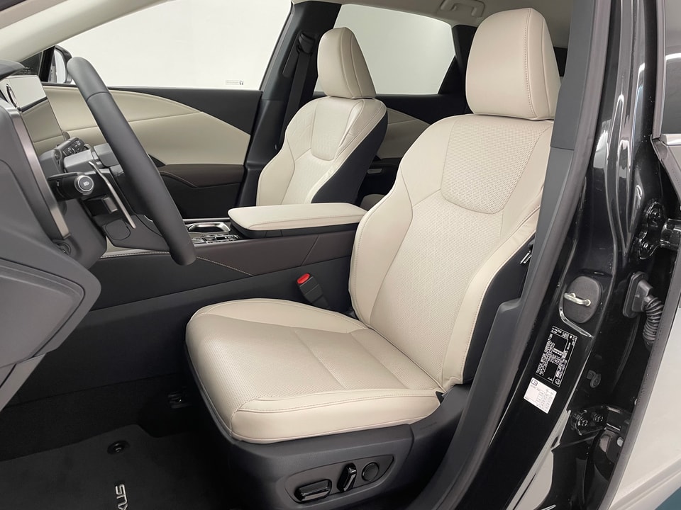 RX 450h+ Comfort E-FOUR Plug-in-Hybrid