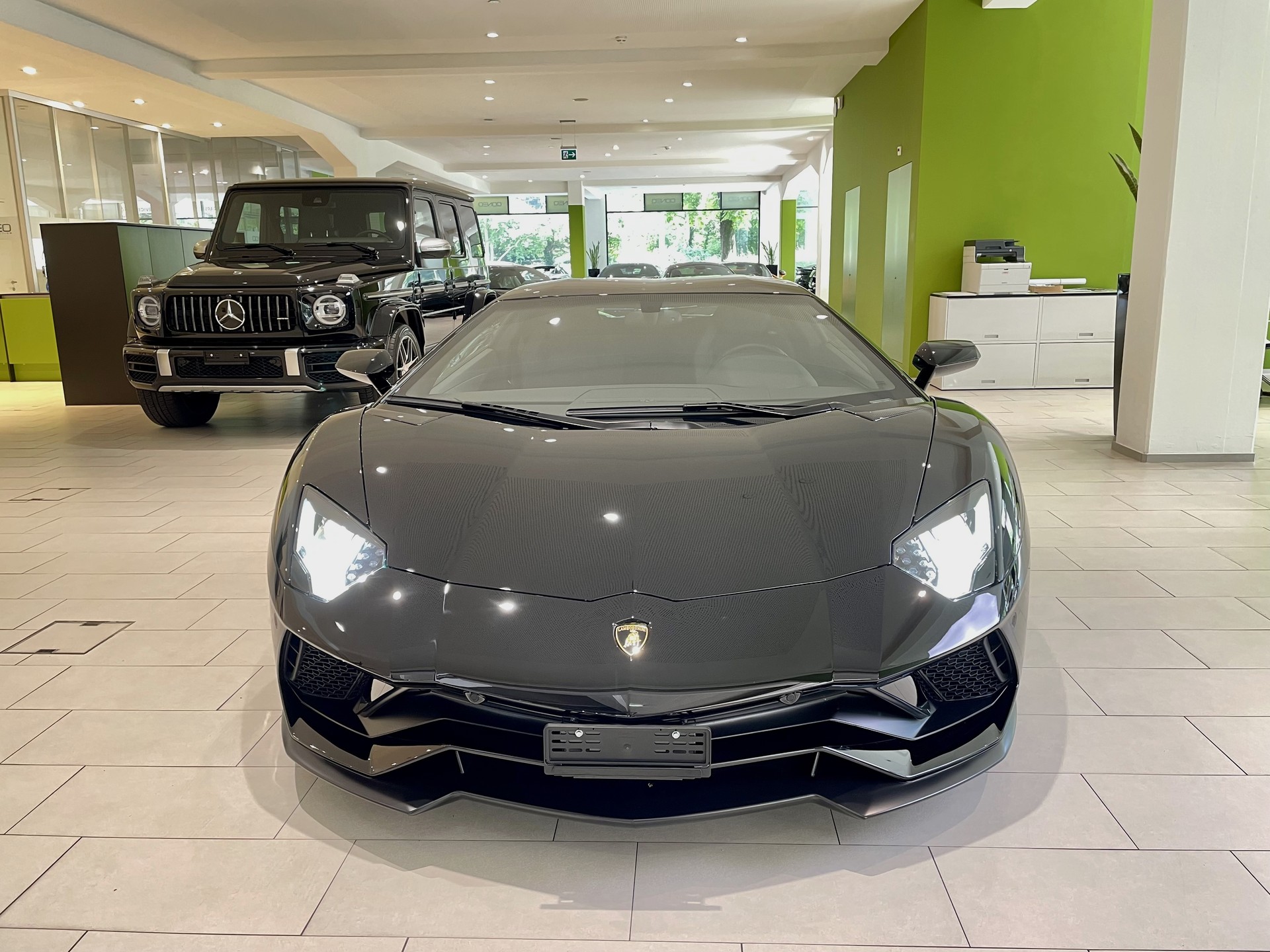 LAMBORGHINI Aventador S LP740-4 Coupé E-Gear-image-3