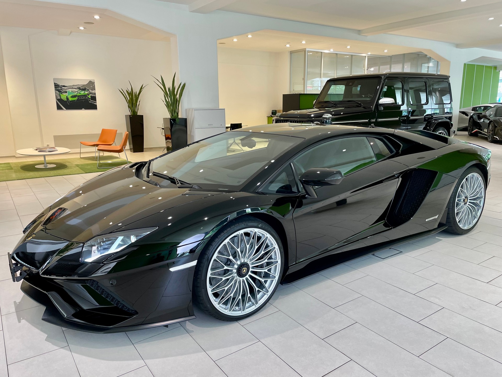 LAMBORGHINI Aventador S LP740-4 Coupé E-Gear-image-1