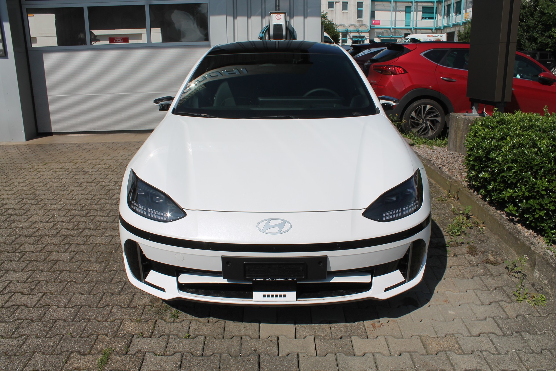 HYUNDAI Ioniq 6 77kWh Launch Edition 4WD
