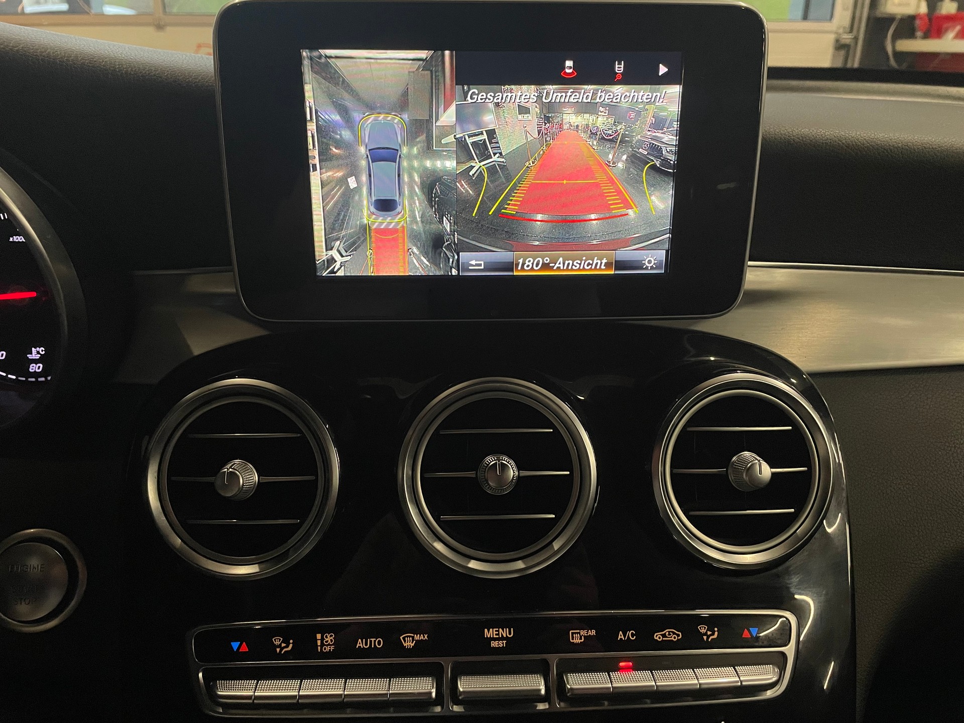 MERCEDES-BENZ GLC Coupé 250 AMG Line 4Matic 9G-Tronic-image-11
