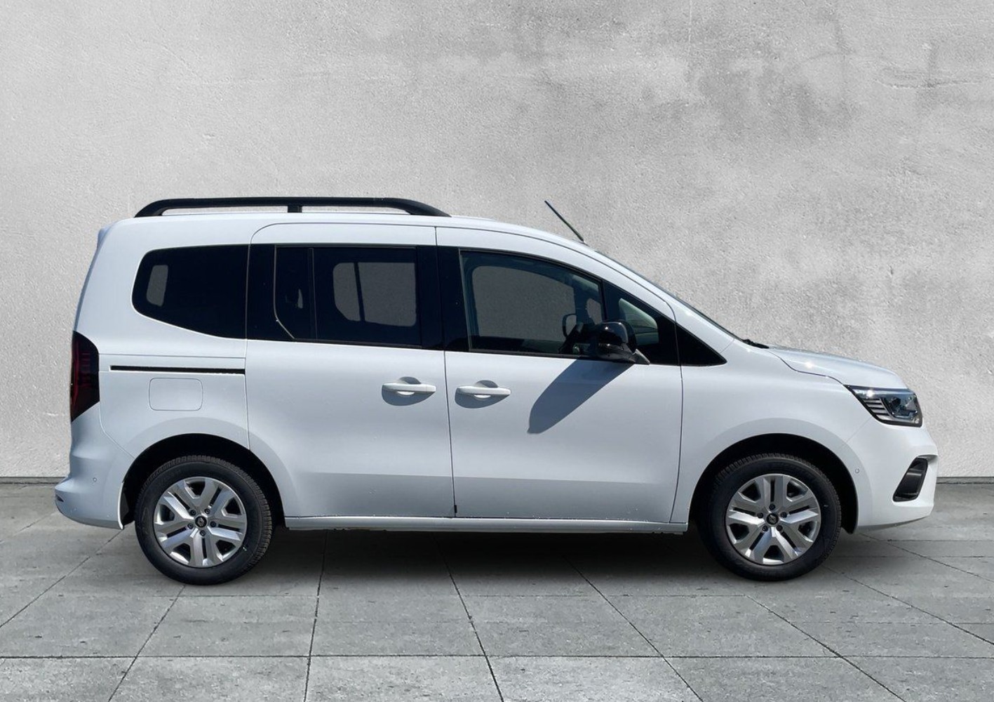 RENAULT Kangoo E-Tech EV45 22kW Techno-showroom-element-3
