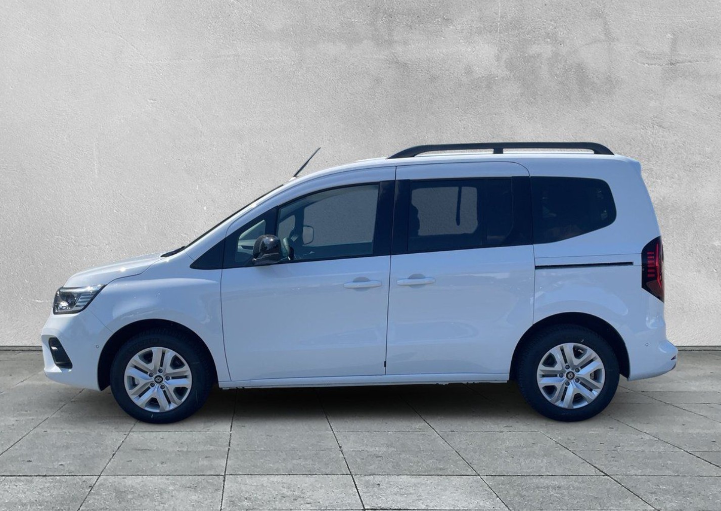 RENAULT Kangoo E-Tech EV45 22kW Techno-showroom-element-1