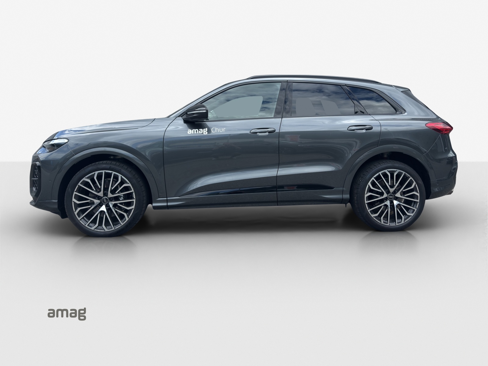AUDI SQ5 TFSI quattro S-tronic-showroom-element-1