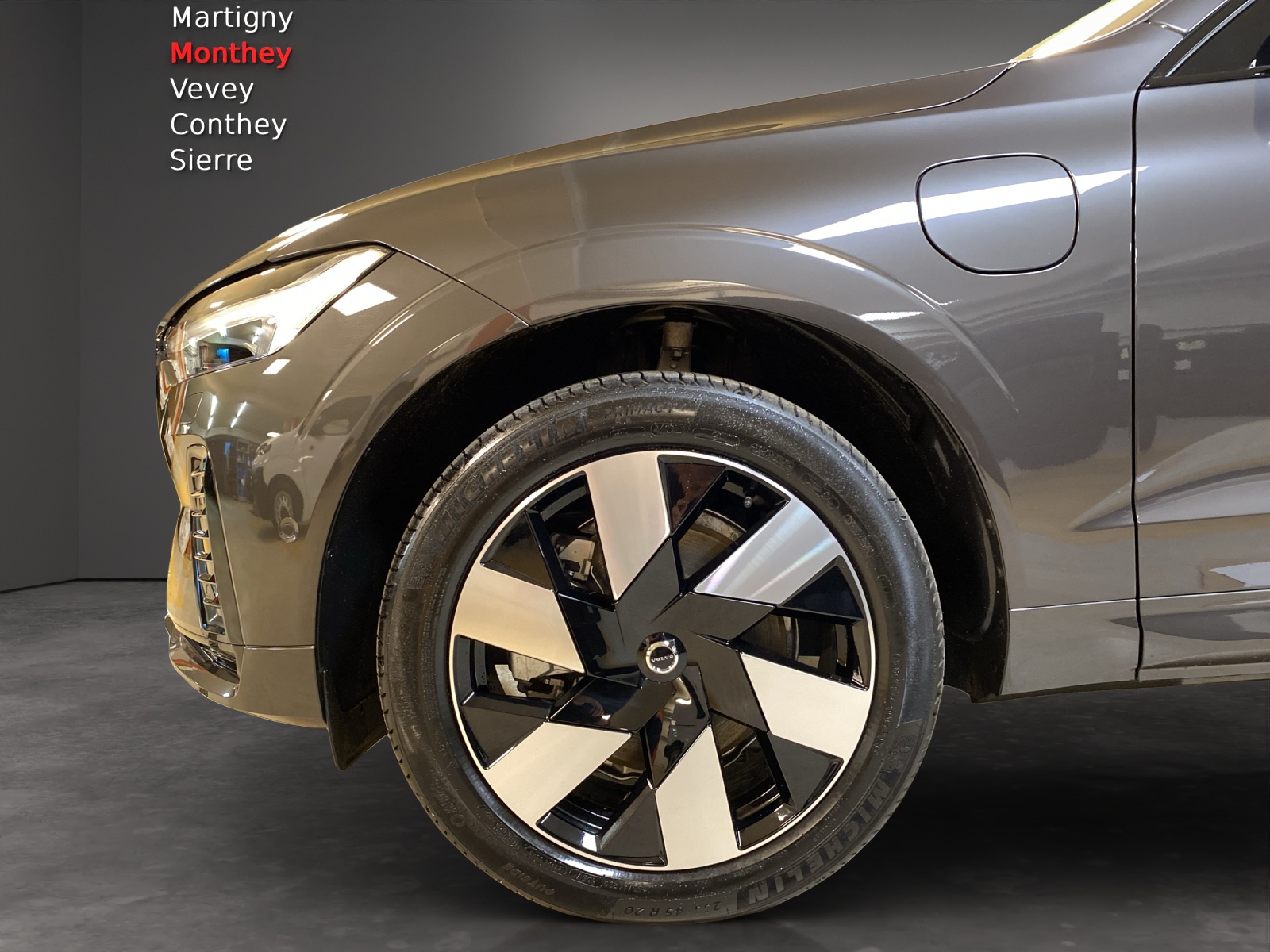 Image VOLVO XC60 XC60 T6 eAWD PluginHybrid Ultimate Dark Geartronic