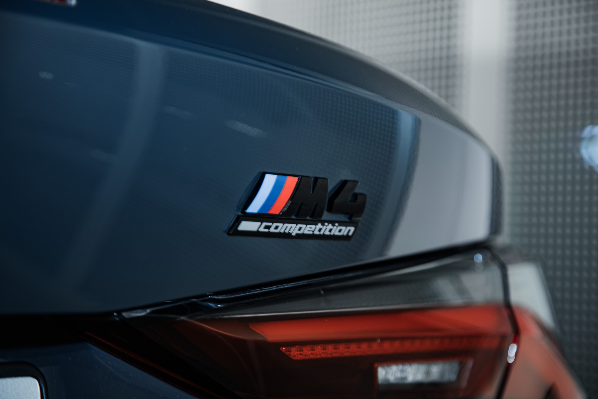 BMW M4 Cabrio Competition M xDrive-showroom-element-3